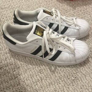Adidas Superstar